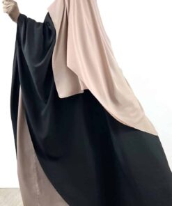 Cape Noire x Maxi Hijab XXL Beige x Abaya Saoudienne Taupe Nude by Oummi Abi Moi