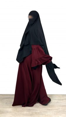 Abaya Caly Bordeaux x Khimar Double Noir By Oummi Abi Moi