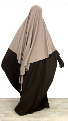 Abaya-Saoudienne-Chocolat-x-Maxi-Khimar-Taupe-Nude-By-Oummi-Abi-Moi