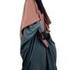 Abaya-Saoudienne-Gris-Fonce-x-Maxi-Khimar-Moka-x-Half-Niqab-Noir-By-Oummi-Abi-Mo