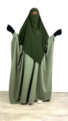 Abaya Saudi Olive x Khimar Double Kaki x Gants Tactiles Noir By Oummi Abi Moi