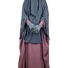Abaya-Saoudienne-Rose-Parme-x-Cape-Yemenite-Sans-Casquette-Gris-by-Oummi-Abi-Mo