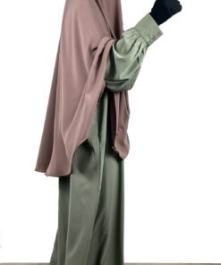 Cape Yéménite Sans Casquette Taupe x Abaya Manches Bouffantes Olive x Gants Tactiles Noir By Oummi Abi Moi