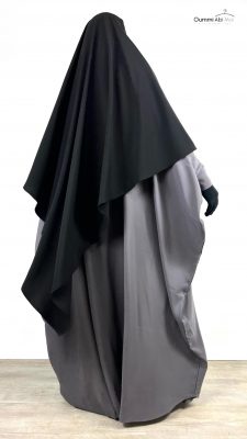 Maxi Khimar Classique Noir x Abaya Saoudienne Caviary Gris By Oummi Abi Moi