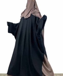 Sur-Abaya-Assouan-Noir-by-Oummi-Abi-Moi-