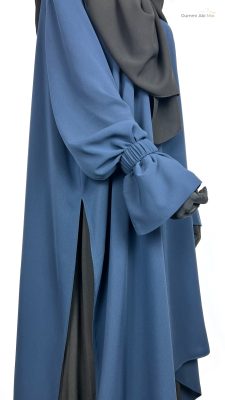 Tunique Assouan Premium Bleu Nuit x Sous Abaya Noire x Maxi Hijab XXL Noir by Oummi Abi Moi