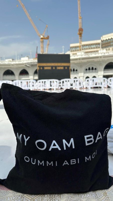 Essentiels Hajj Omra Totebag by Oummi Abi Moi